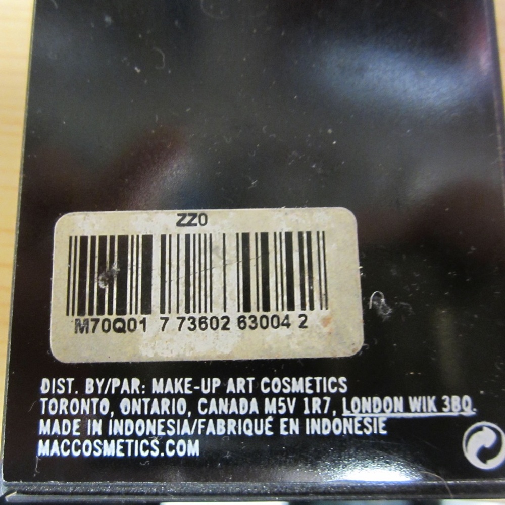MAC Lashes - Picture 3 of 4